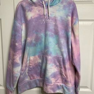 HOLLISTER MUST HAVE TIE-DYE HOODIE